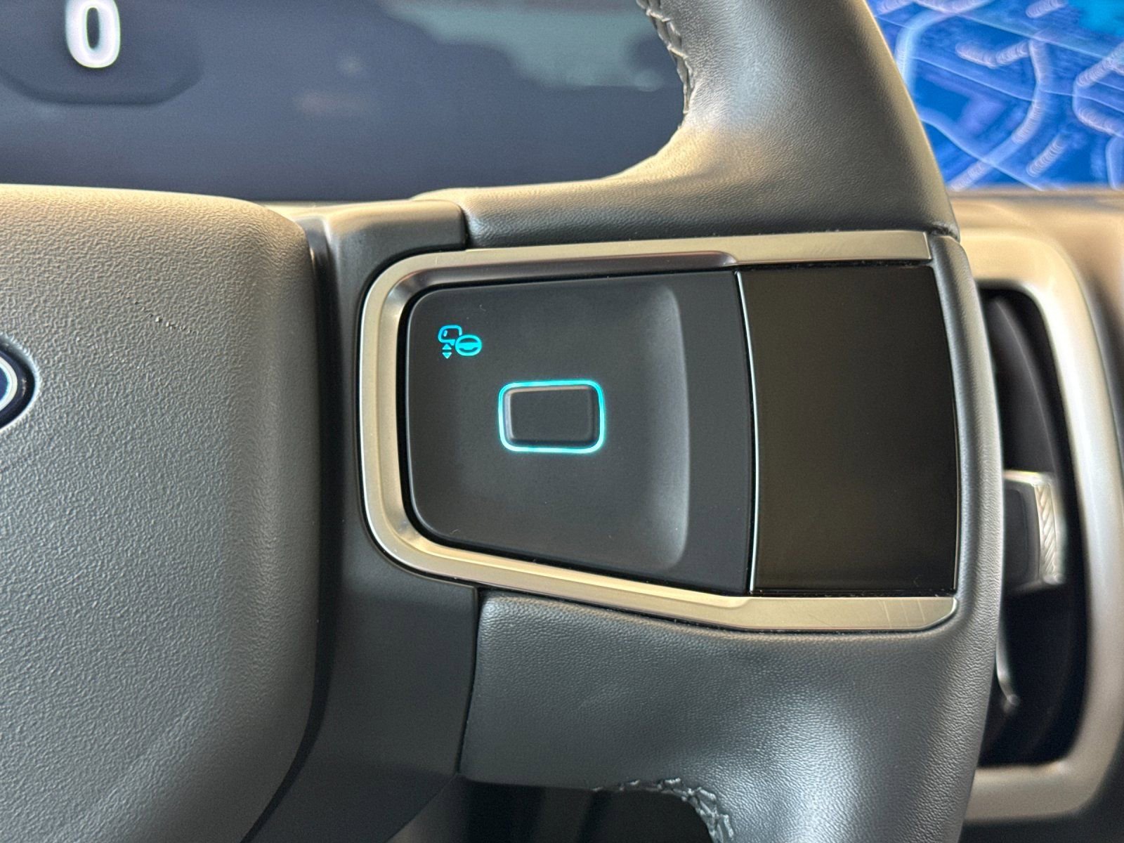 Used 2025 Ford Expedition Max Active RWD image 30