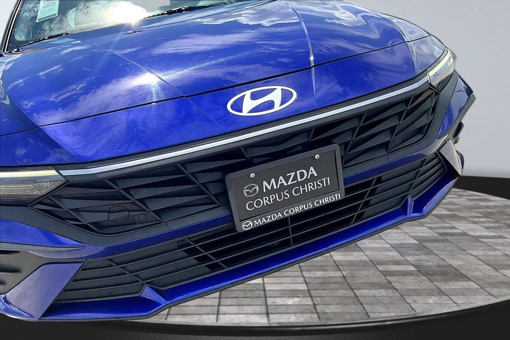 Used 2024 Hyundai Elantra SEL FWD image 33