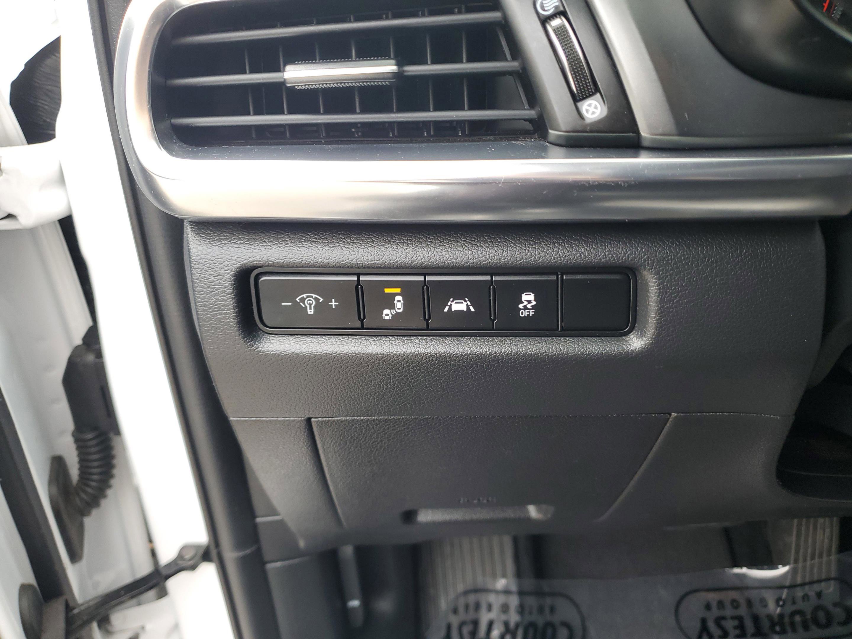 Used 2022 Kia Telluride LX AWD/4WD image 29