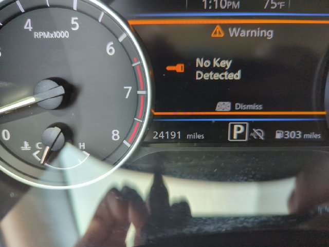 Certified 2024 Nissan Sentra SR FWD image 46