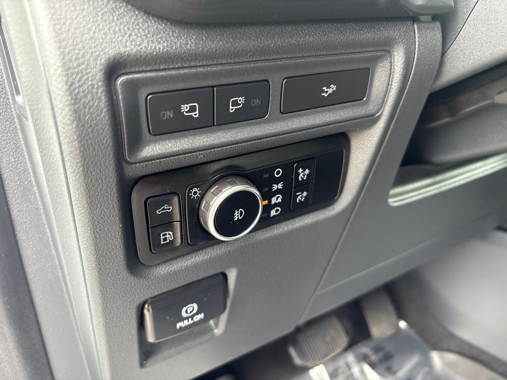 Used 2023 Ford F150 XLT w/ Equipment Group 302A High AWD/4WD image 17