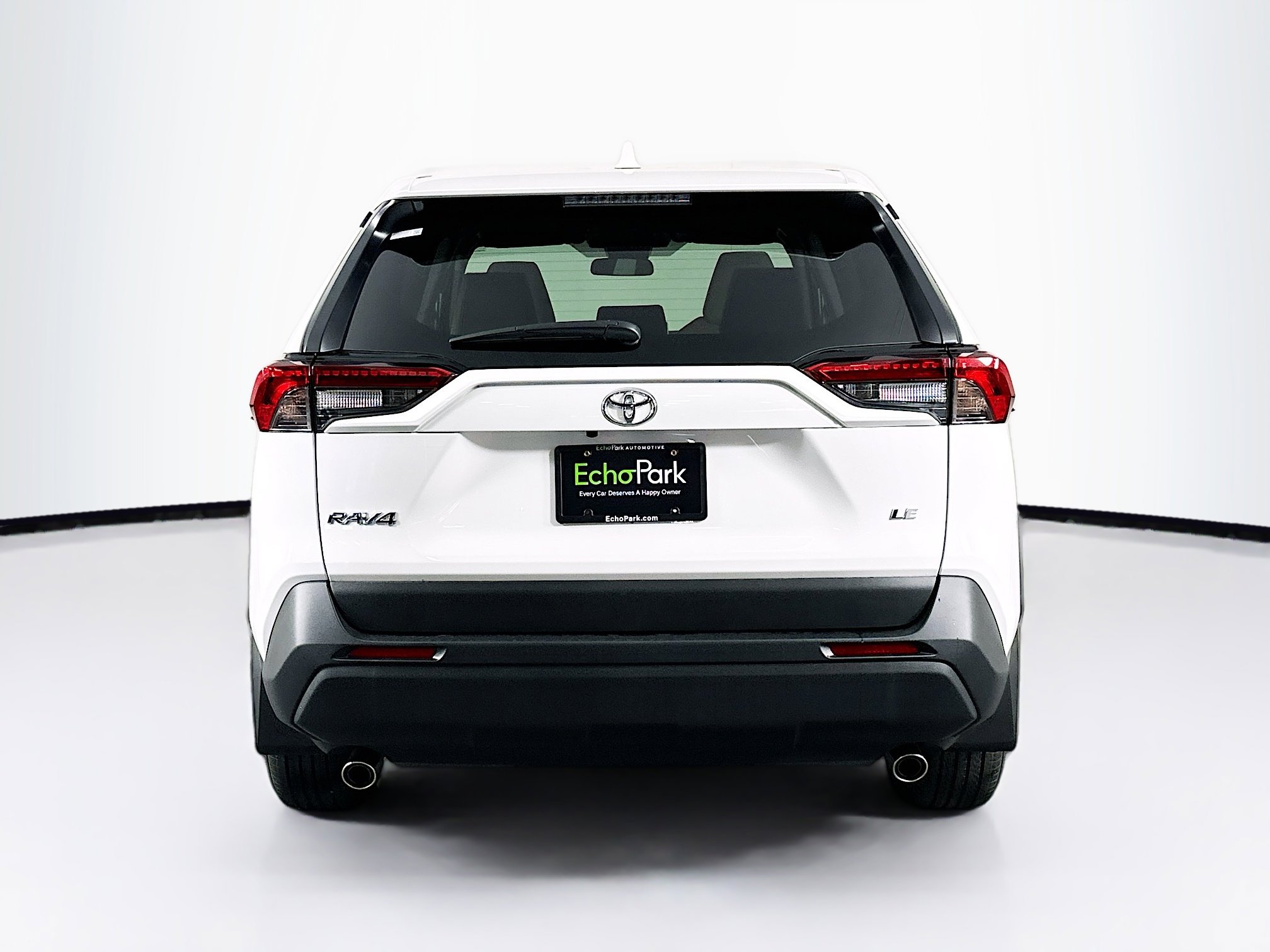 Used 2025 Toyota RAV4 LE image 7