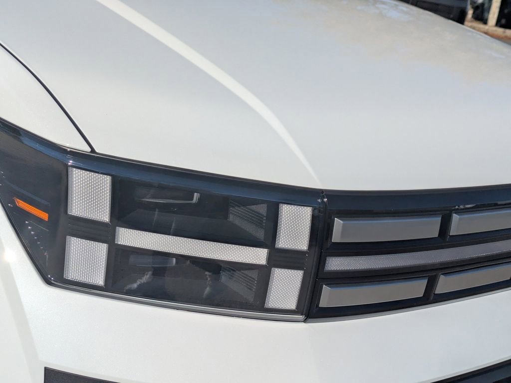 New 2026 Hyundai Santa Fe SE image 9