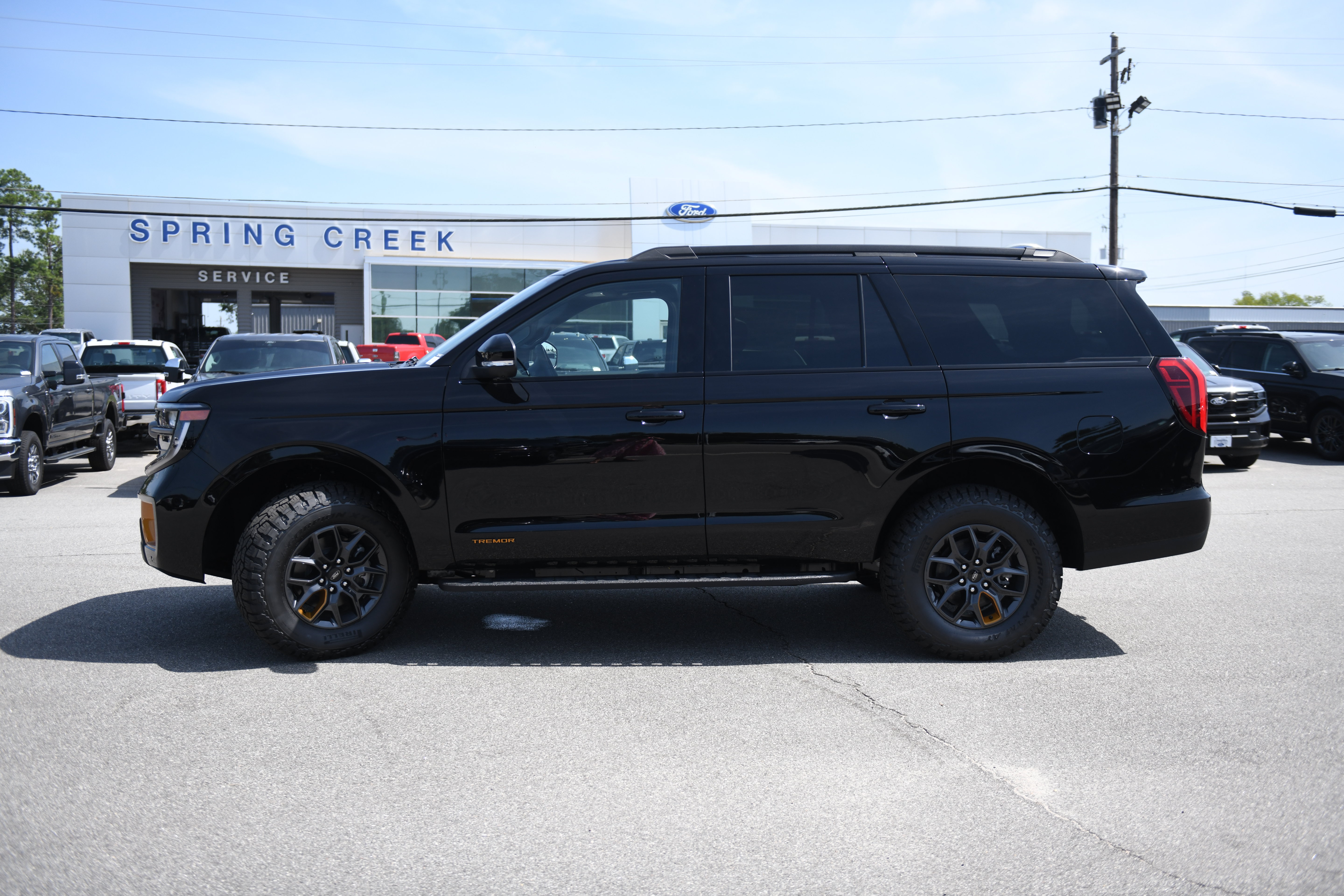 New 2027 Ford Expedition Tremor w/ Driver's Package AWD/4WD image 6