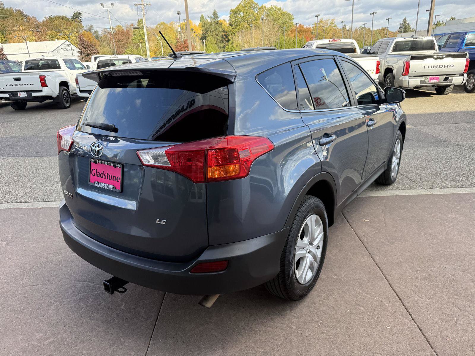 Used 2013 Toyota RAV4 LE FWD image 6