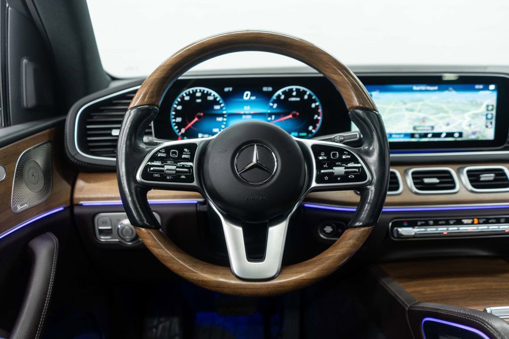 Used 2022 Mercedes-Benz GLS 450 4MATIC image 23