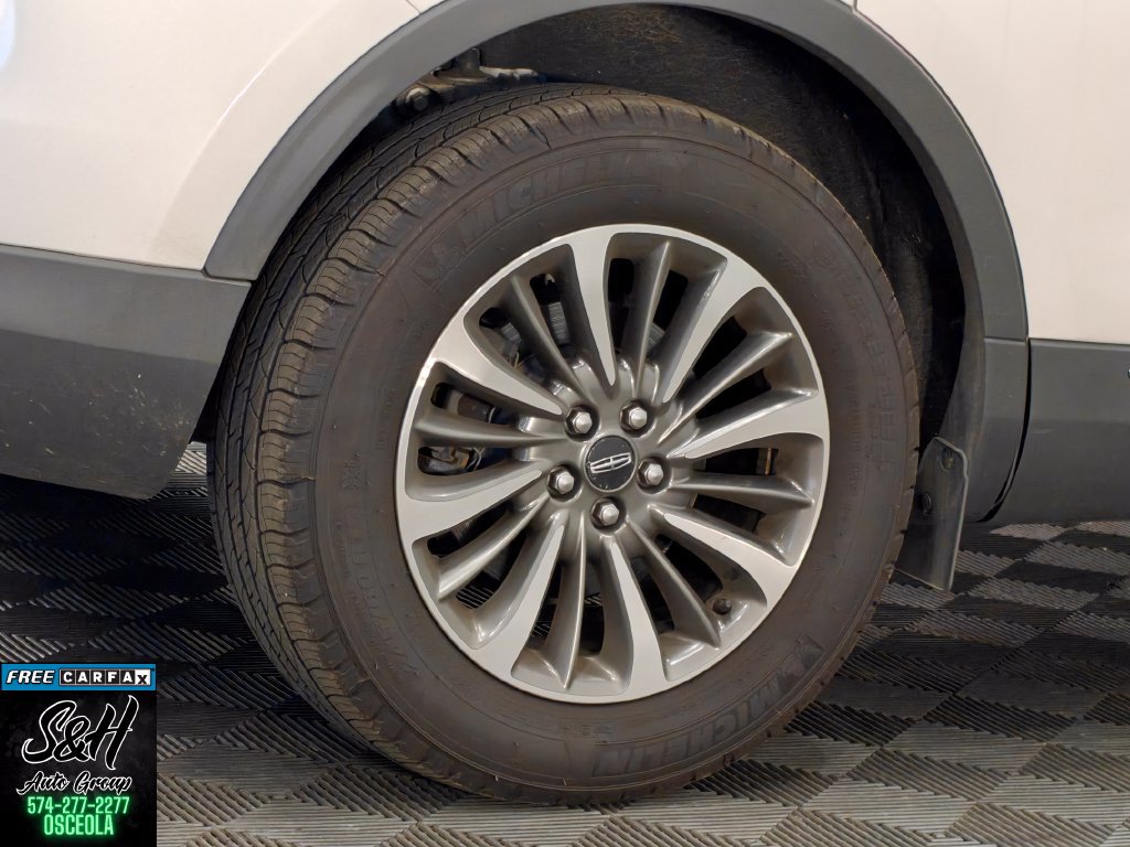Used 2019 Lincoln Nautilus Select AWD/4WD image 22