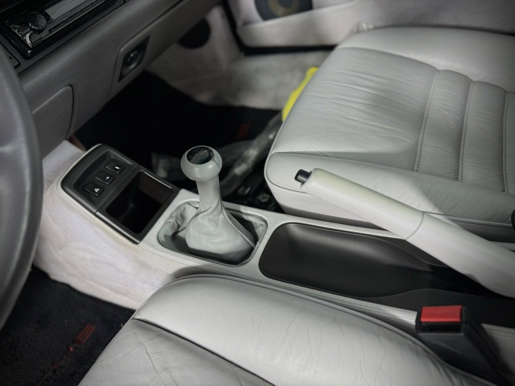 Used 1991 Porsche 911 Turbo image 23