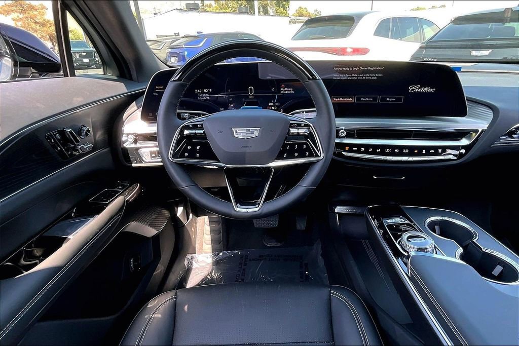 New 2026 Cadillac Lyriq Luxury image 21