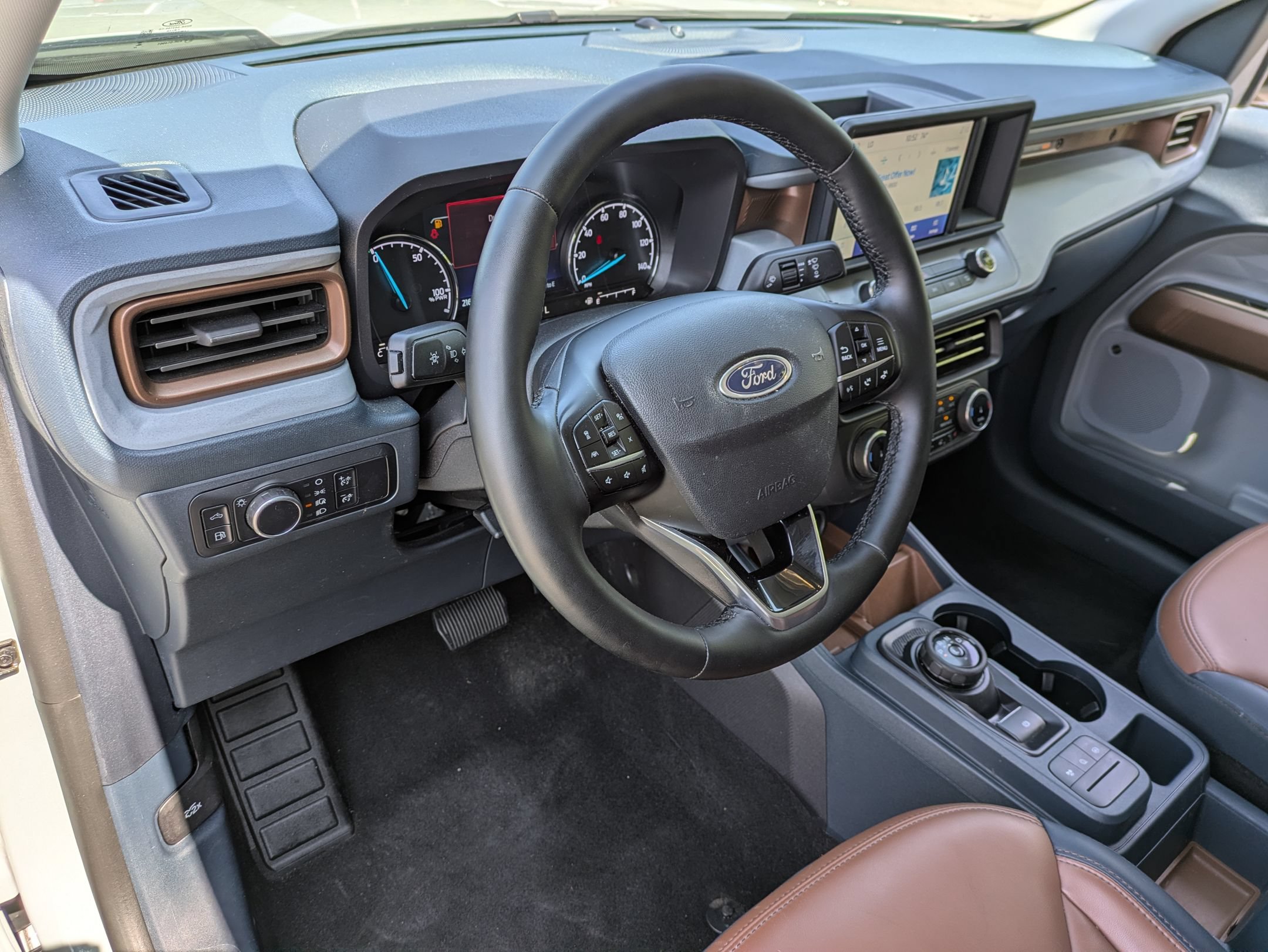 Certified 2024 Ford Maverick Lariat FWD image 8