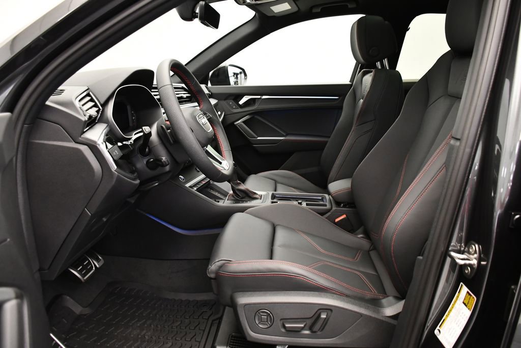 Used 2025 Audi Q3 2.0T Premium Plus w/ Premium Plus Package image 39