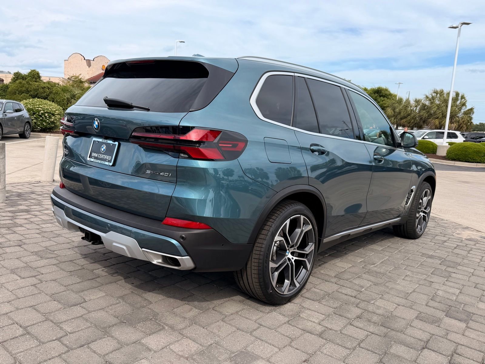 Certified 2024 BMW X5 sDrive40i w/ Premium Package RWD image 9