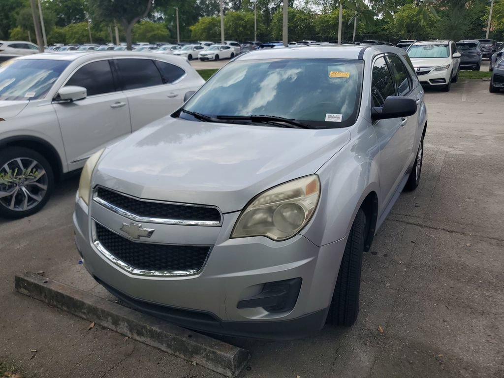 Used 2011 Chevrolet Equinox LS w/ Bluetooth Package FWD image 2