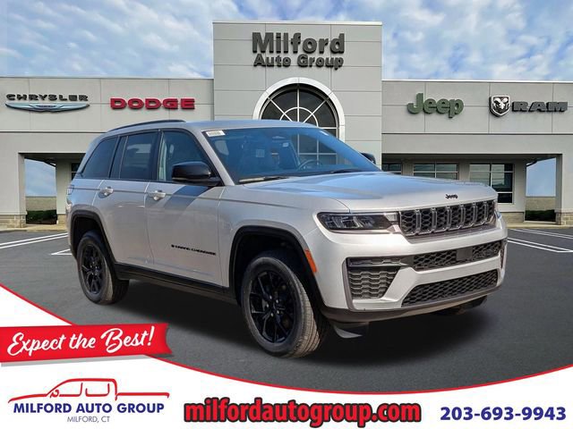 New 2026 Jeep Grand Cherokee Laredo AWD/4WD image 1