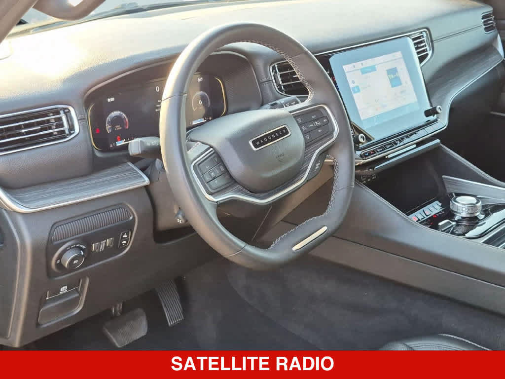 Used 2024 Jeep Wagoneer L Series II AWD/4WD image 2