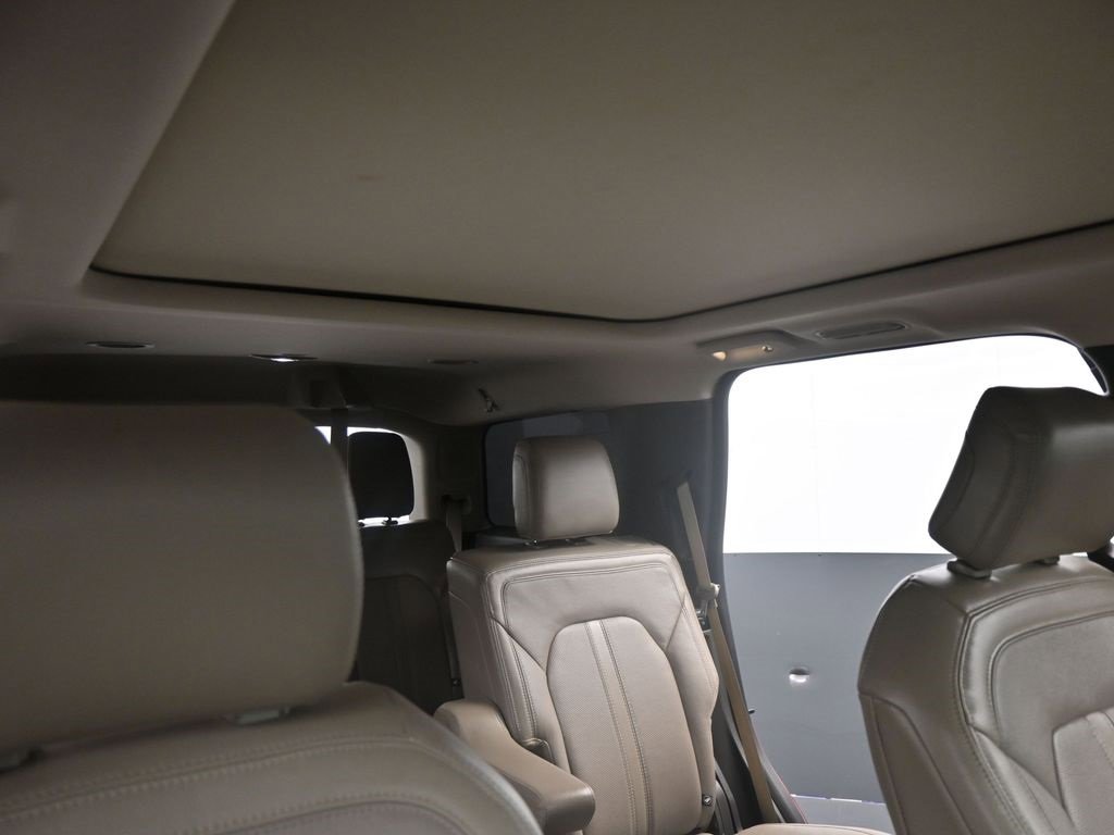 Used 2019 Ford Expedition Limited w/ Driver Assistance Package image 2