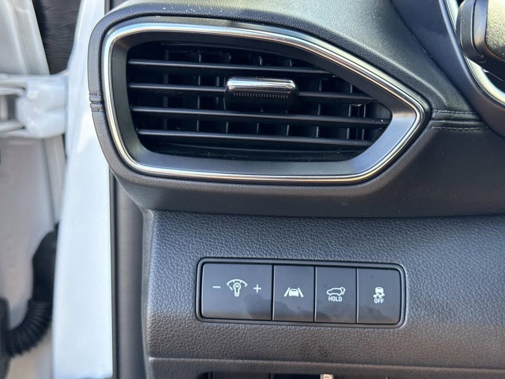 Used 2023 Hyundai Santa Fe SEL image 34