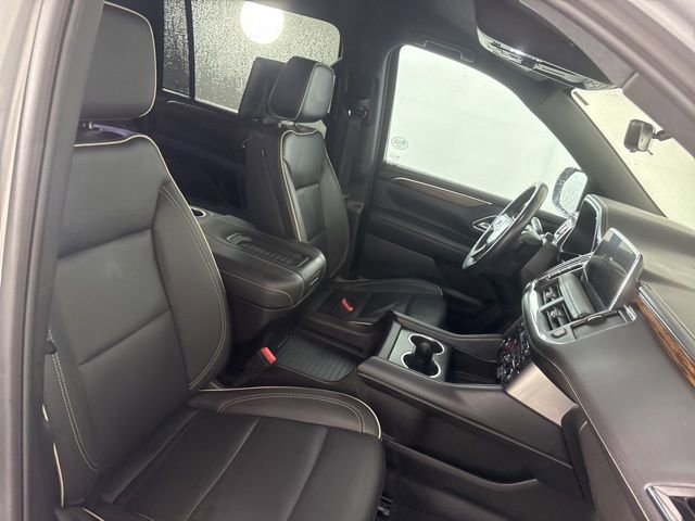 Used 2024 Chevrolet Suburban Premier w/ Advanced Technology Package AWD/4WD image 17