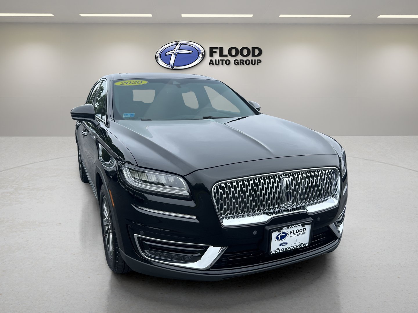 Used 2020 Lincoln Nautilus Reserve AWD/4WD image 1