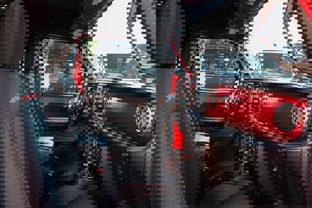 Used 2020 Jeep Gladiator Rubicon image 17