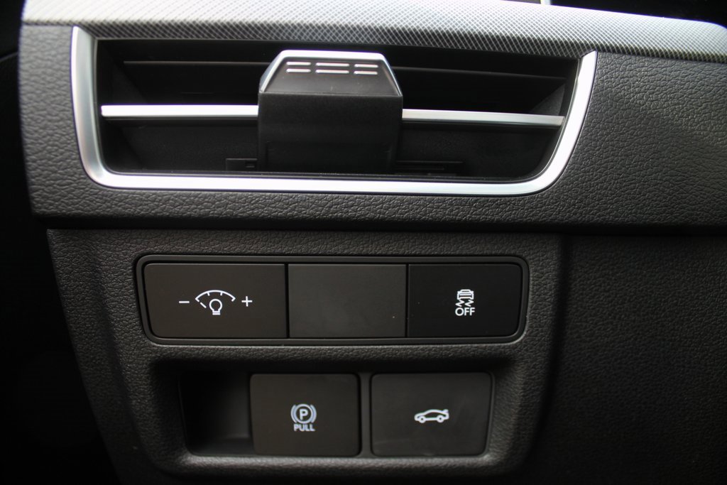 Used 2024 Hyundai Sonata SEL w/ Convenience Package image 13