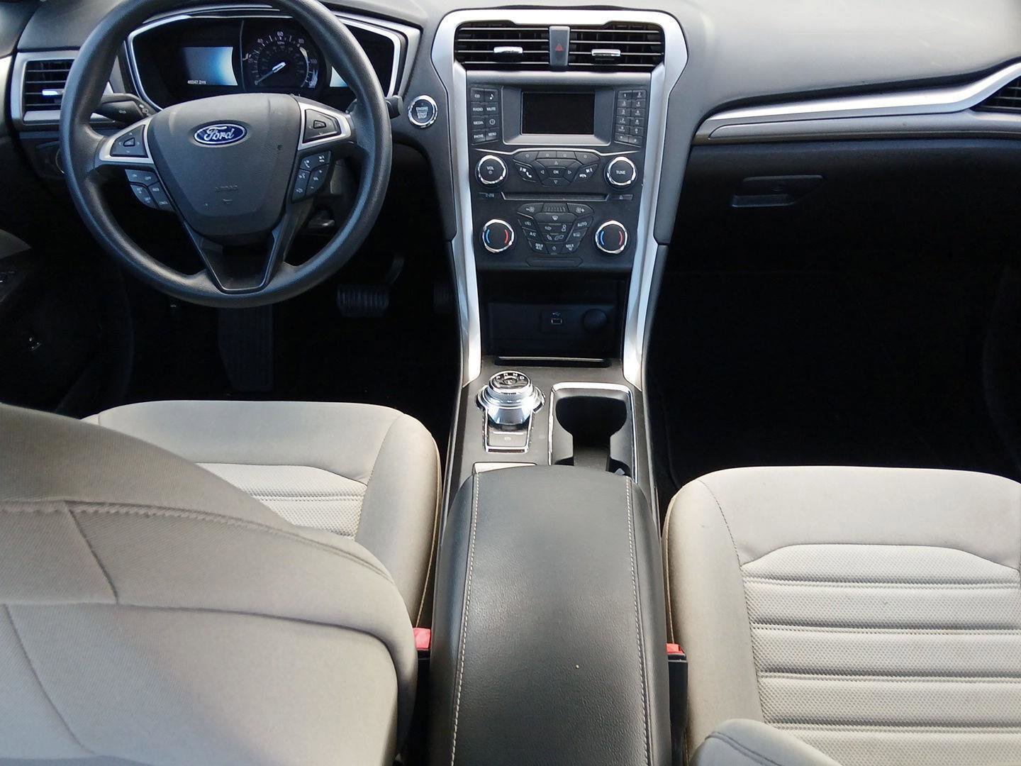 Used 2018 Ford Fusion S FWD image 12