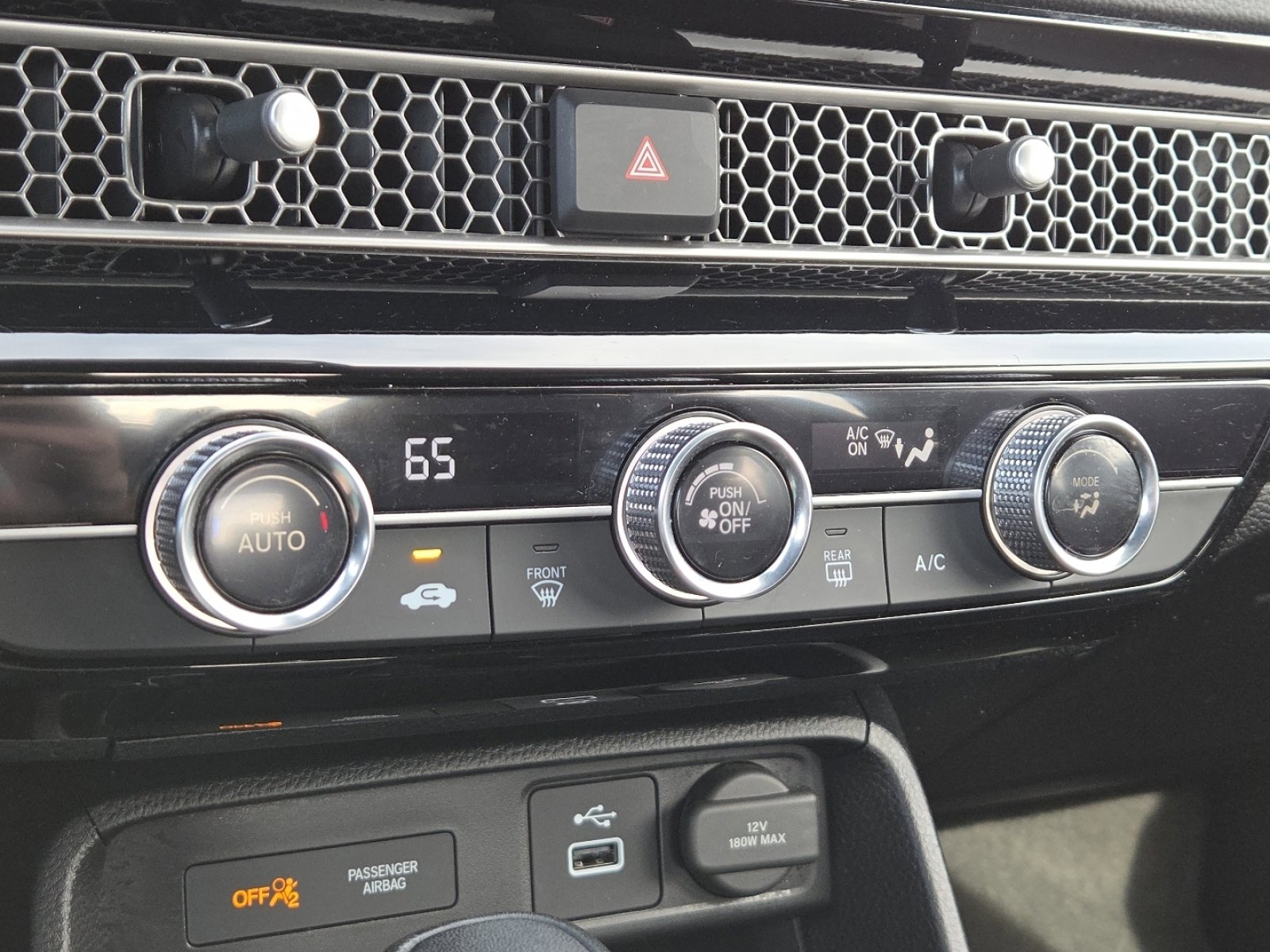 Used 2023 Honda Civic Sport image 29