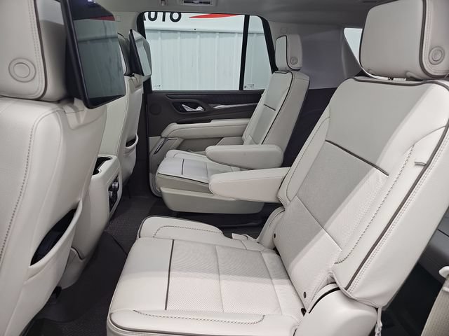 Used 2024 GMC Yukon Denali w/ Advanced Technology Package AWD/4WD image 37