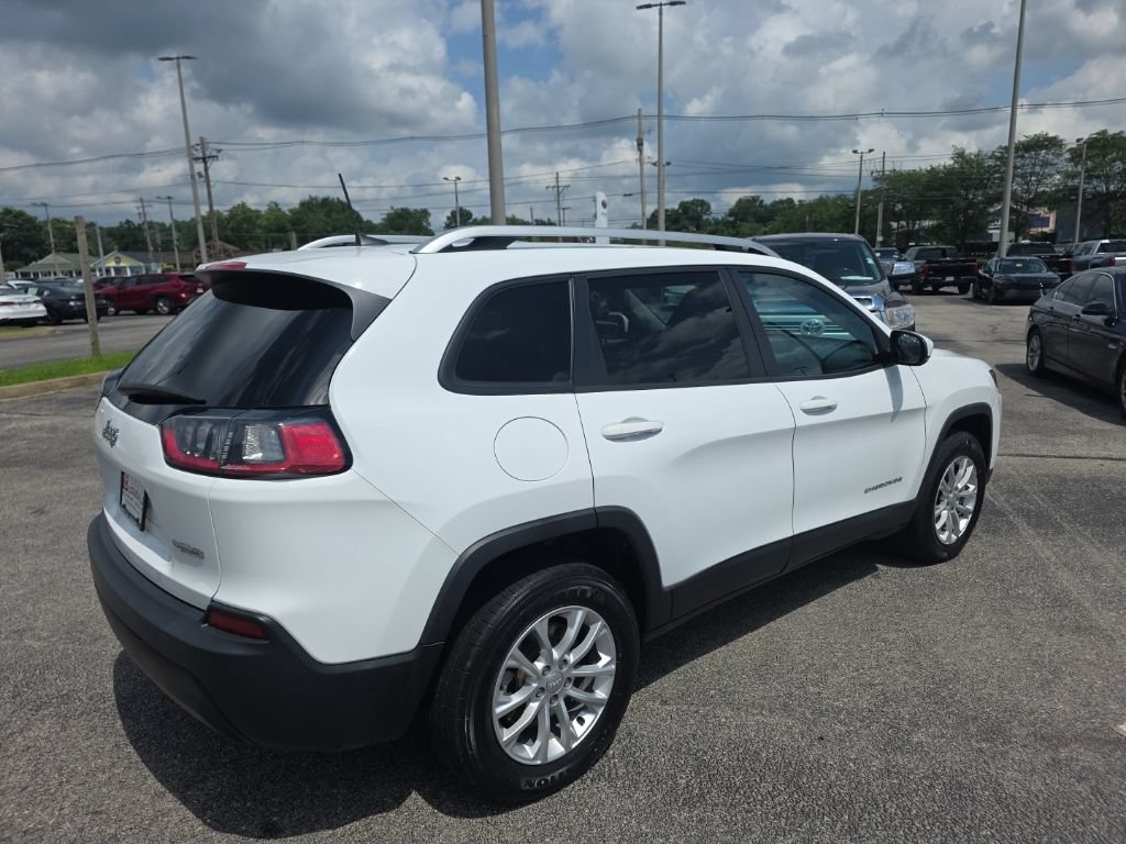 Used 2021 Jeep Cherokee Latitude AWD/4WD image 4