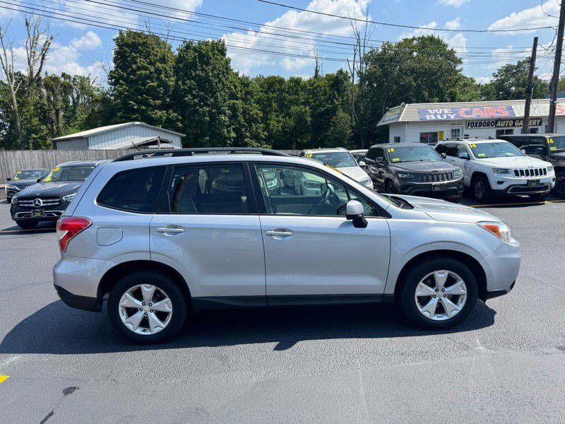 Used 2015 Subaru Forester 2.5i Premium w/ All-Weather Package image 4