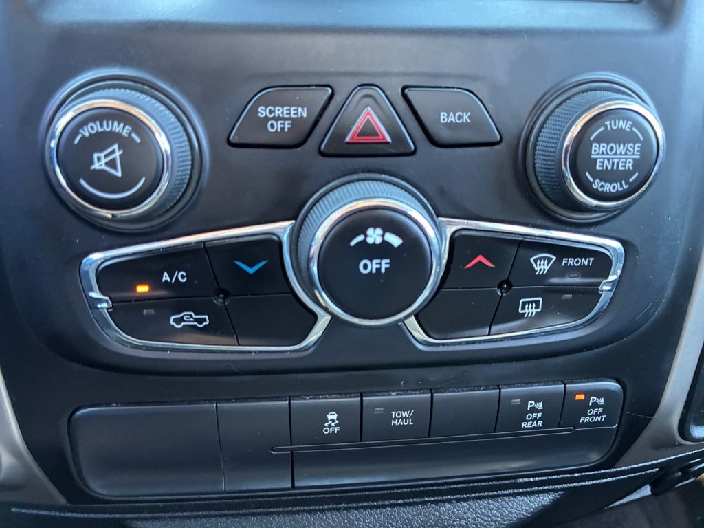Used 2015 RAM 1500 Lone Star RWD image 4