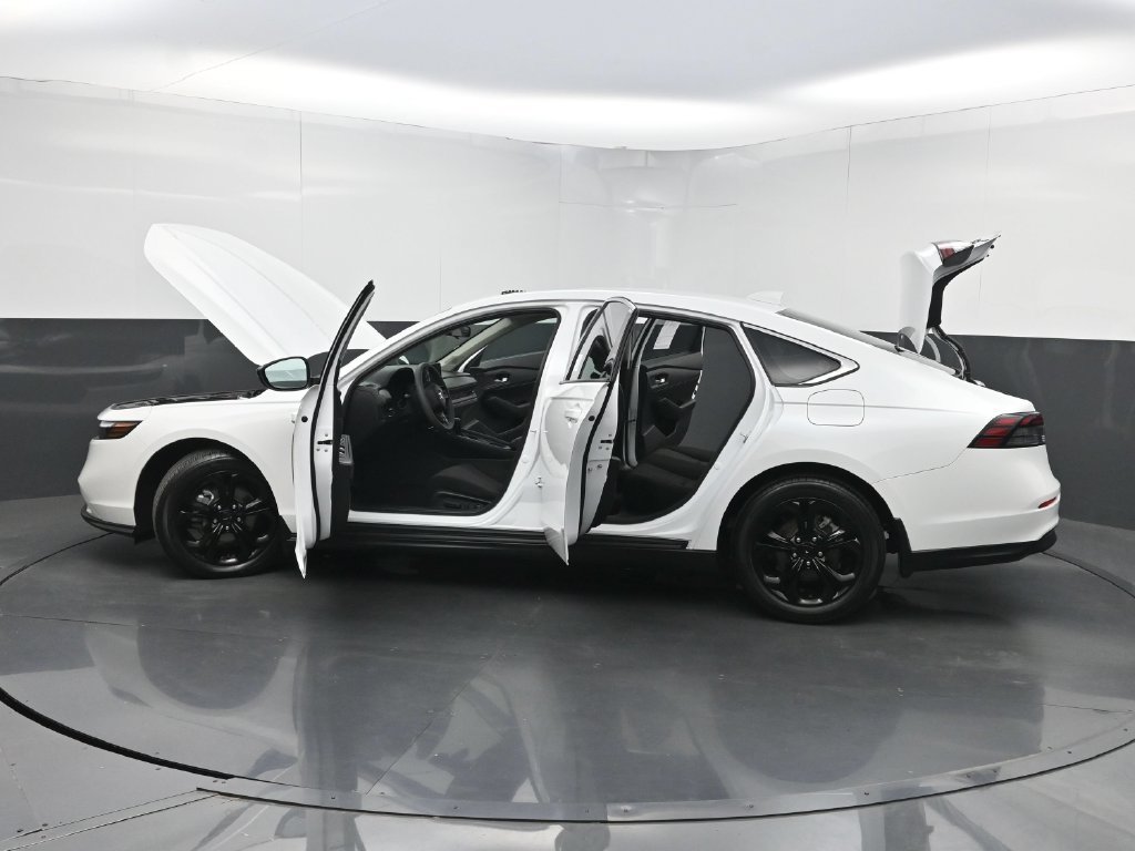 Used 2024 Honda Accord EX image 33