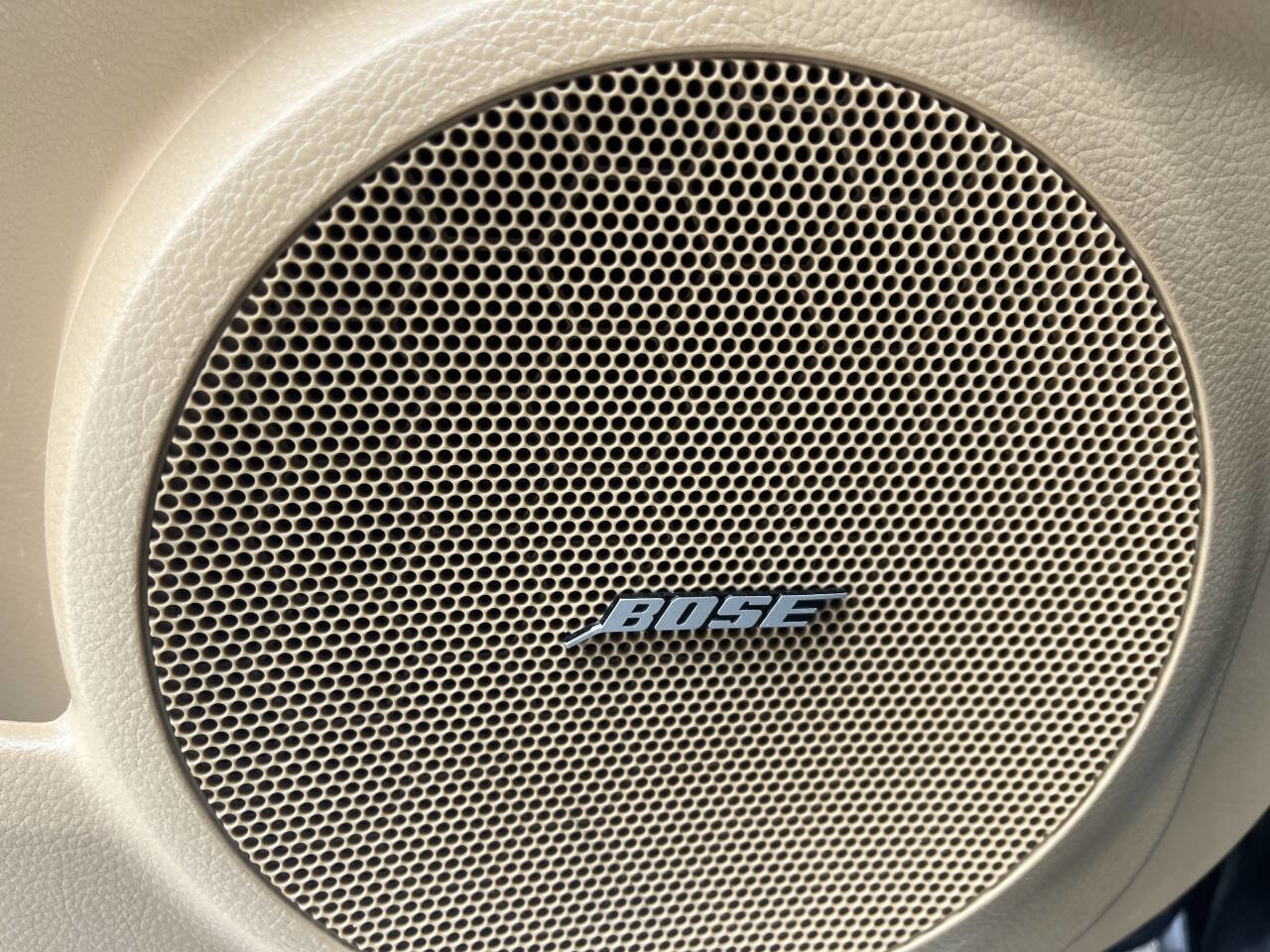 Used 2010 MAZDA MAZDA3 i Touring image 17