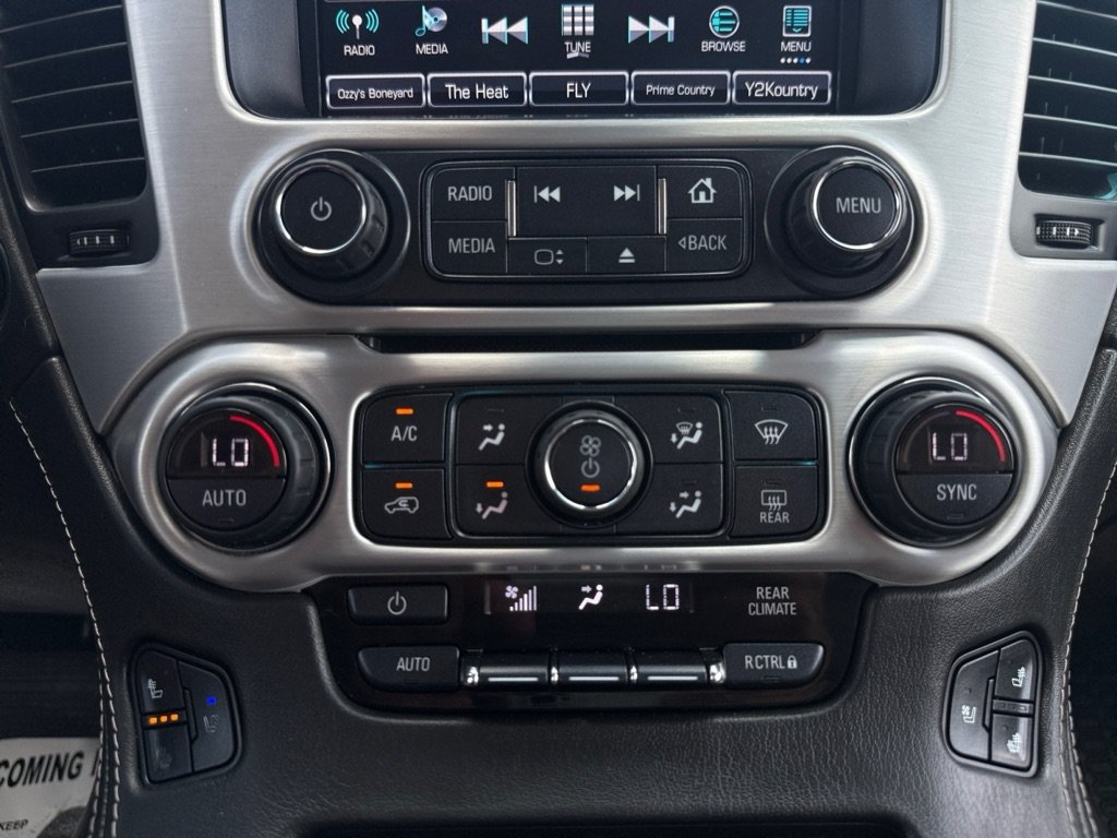 Used 2019 GMC Yukon SLT w/ Graphite Performance Edition AWD/4WD image 26