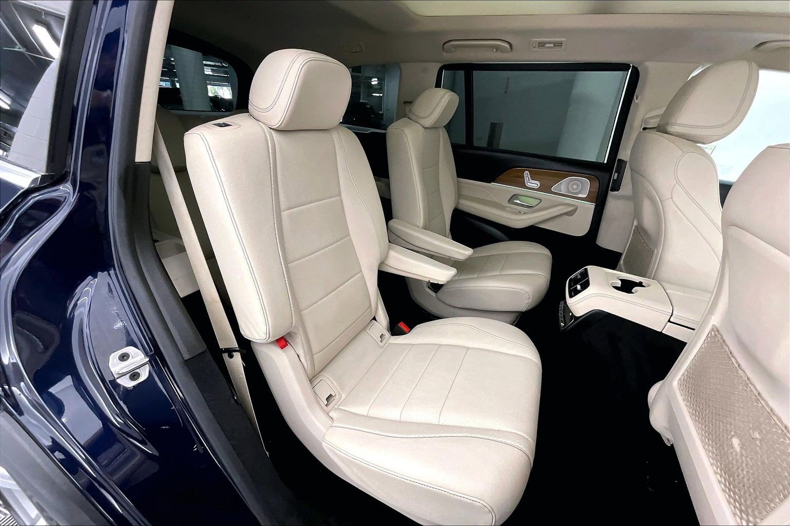 Certified 2021 Mercedes-Benz GLS 450 4MATIC image 17