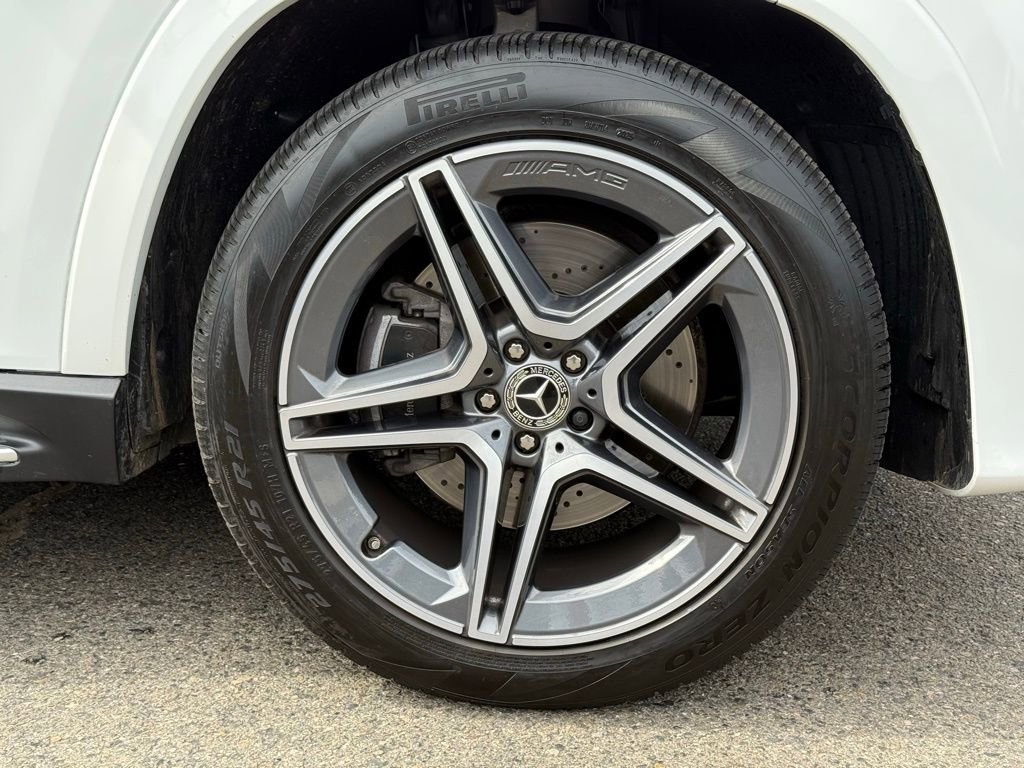Certified 2026 Mercedes-Benz GLS 450 4MATIC image 16
