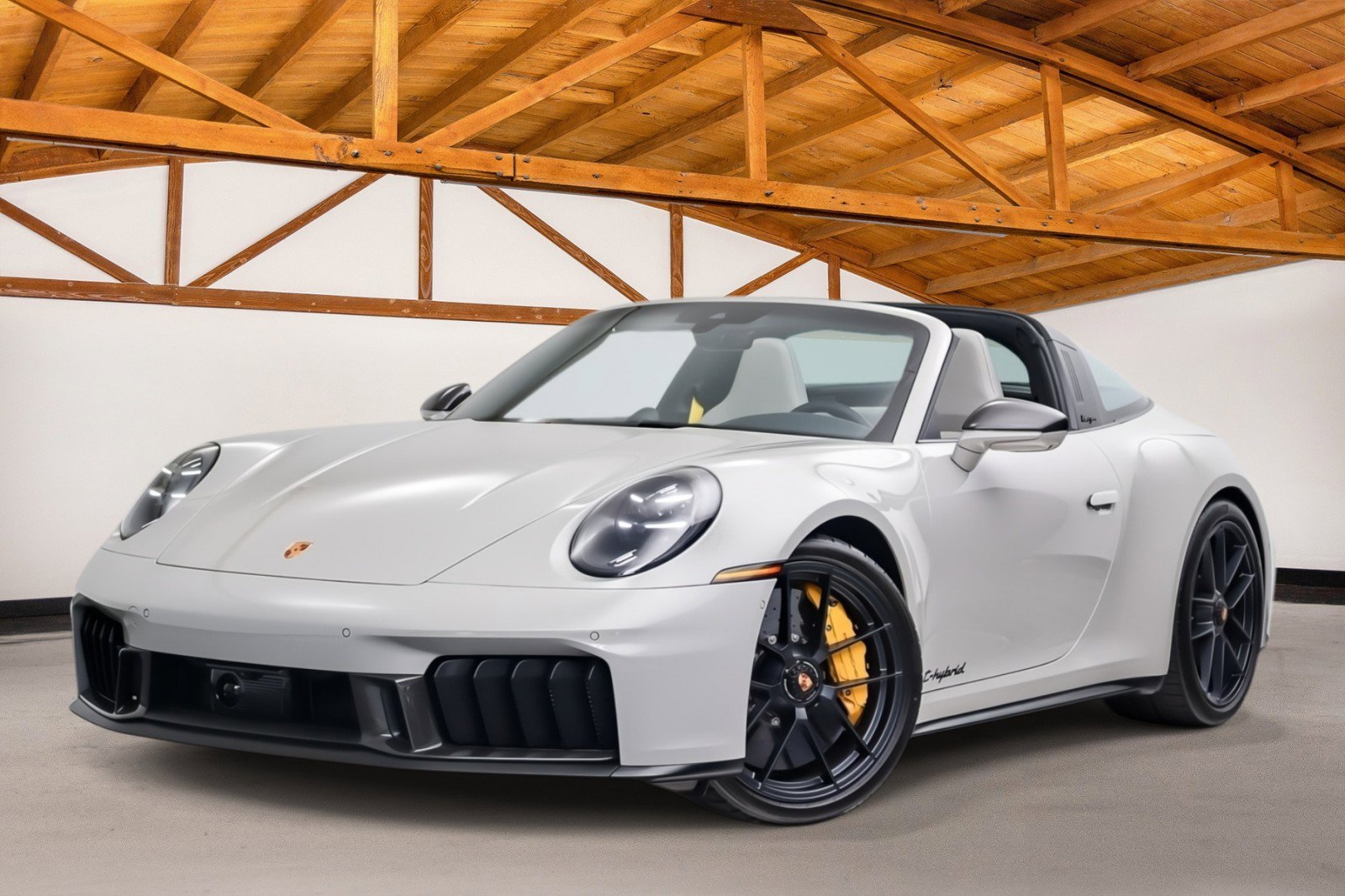 Used 2026 Porsche 911 Targa 4 GTS AWD/4WD image 1