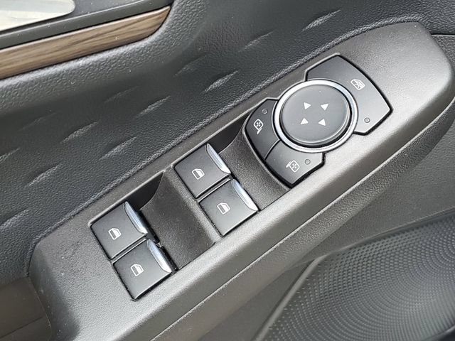 Used 2020 Ford Escape Titanium AWD/4WD image 18