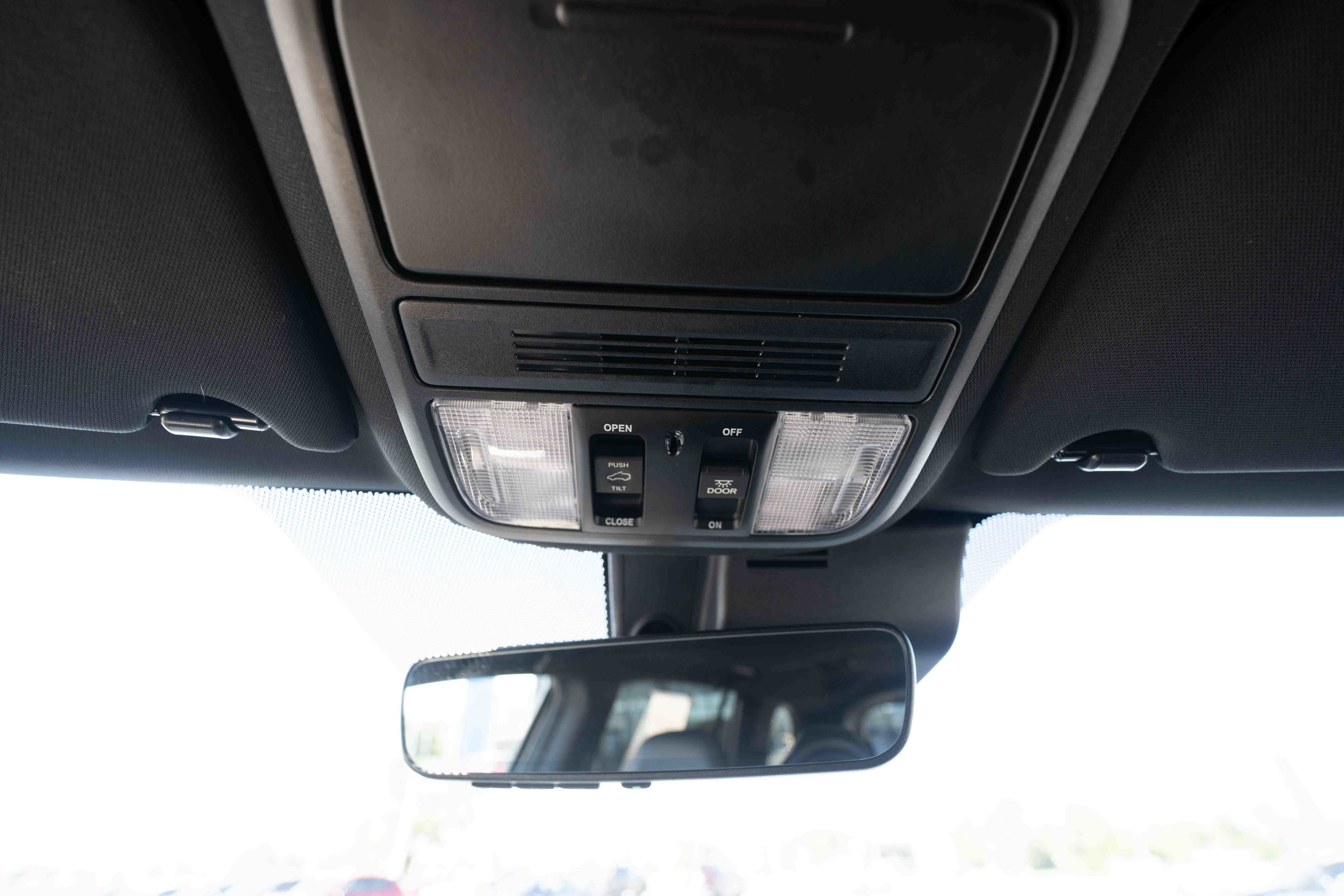 Certified 2025 Honda Passport TrailSport image 18