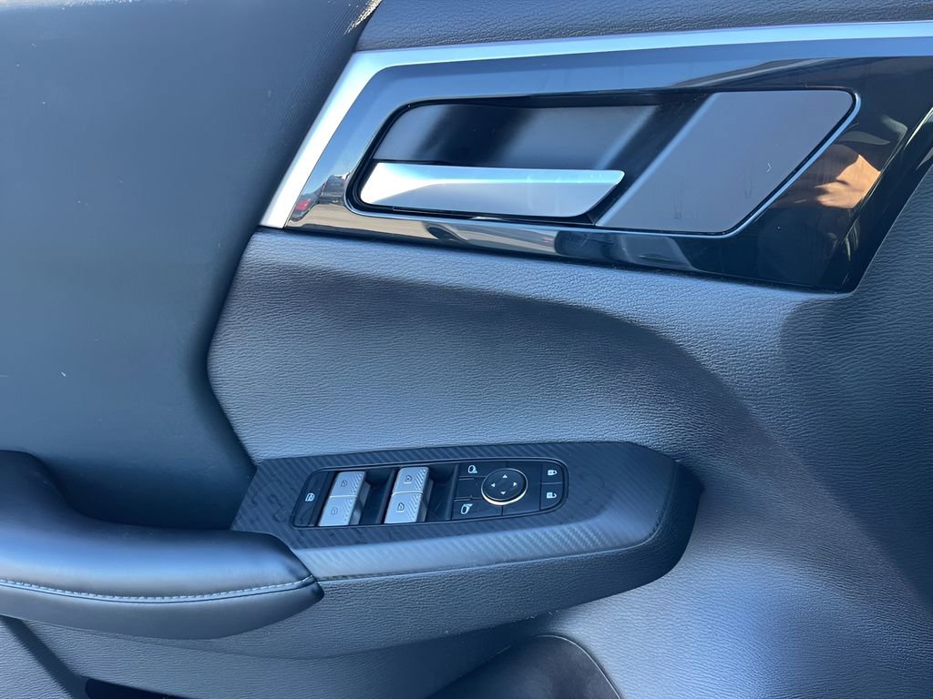 Used 2022 Mitsubishi Outlander ES image 25