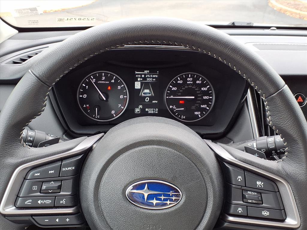 Certified 2025 Subaru Outback Premium image 11