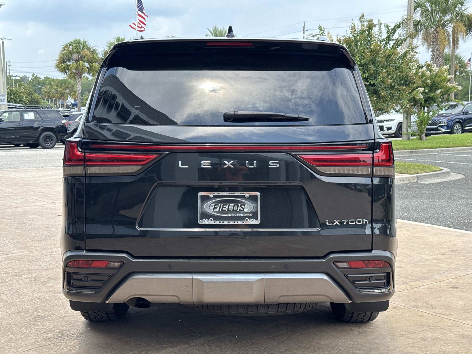 Certified 2025 Lexus LX 700h Overtrail w/ Accessory Package (Z1) AWD/4WD image 12