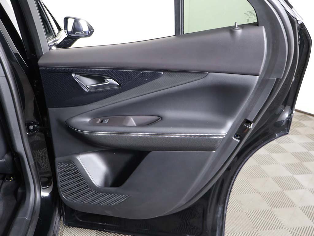 Used 2024 Chevrolet Blazer EV LT AWD/4WD image 29