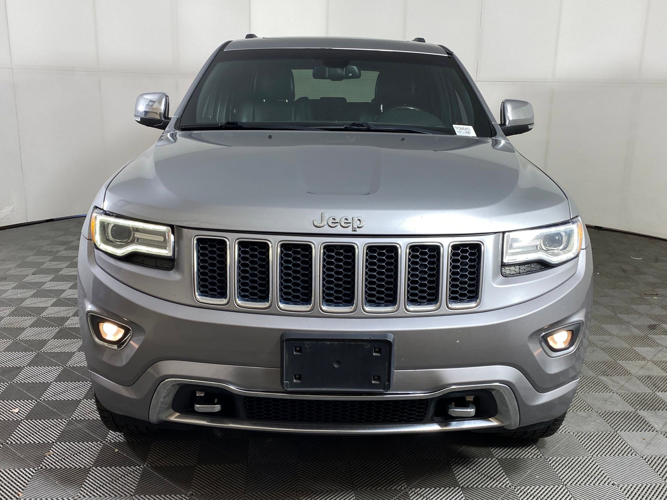 Used 2015 Jeep Grand Cherokee Overland image 5
