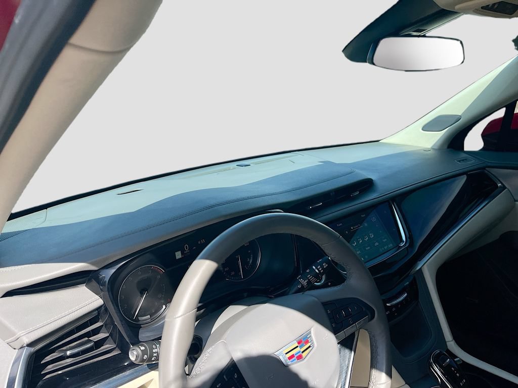 Used 2025 Cadillac XT6 Premium Luxury FWD image 9