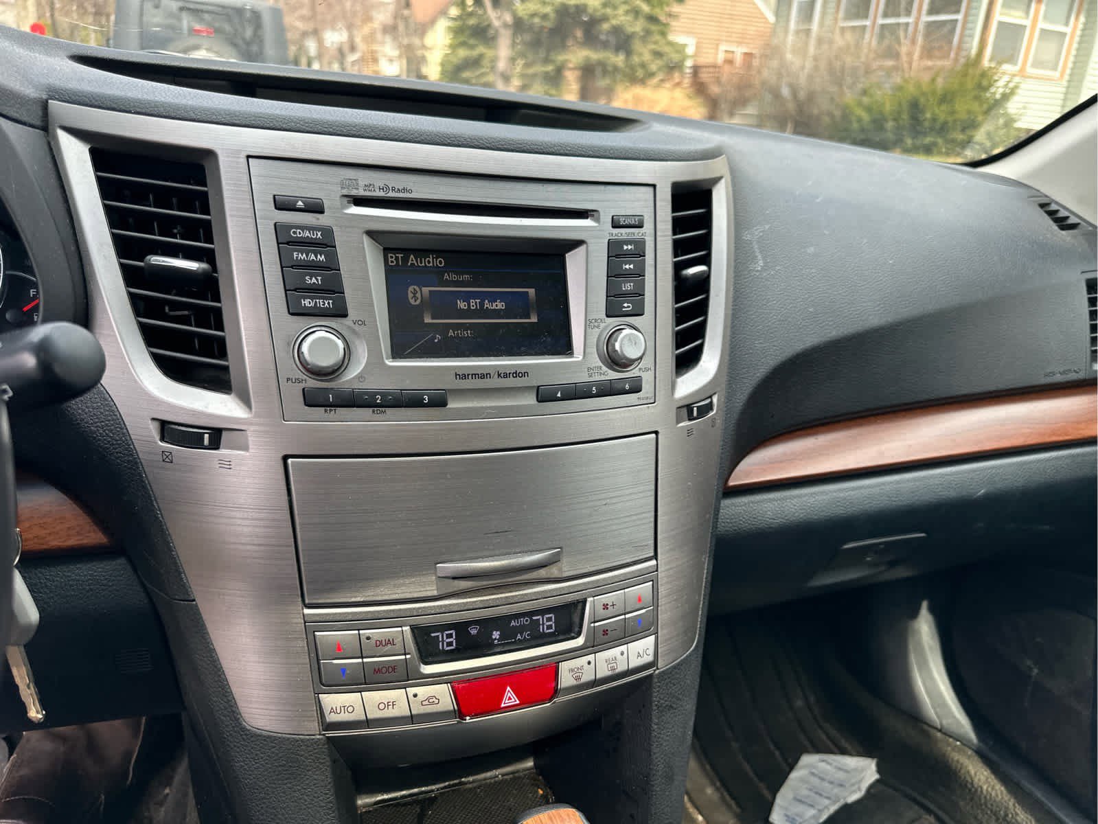 Used 2014 Subaru Outback 2.5i Limited image 10