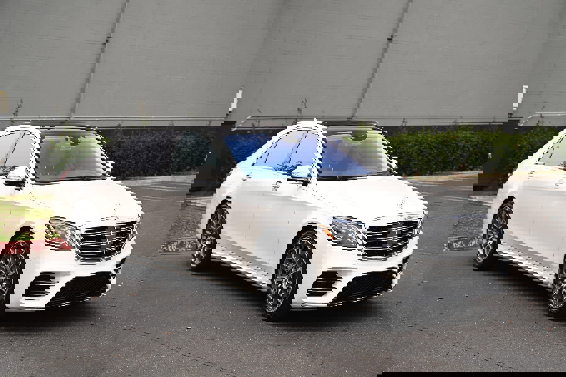 Used 2019 Mercedes-Benz S 560 Sedan image 1