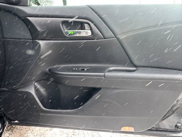 Used 2015 Honda Accord EX-L image 29