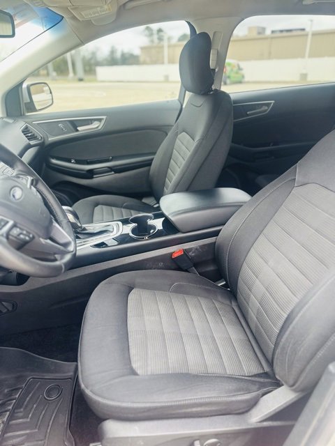 Used 2017 Ford Edge SEL FWD image 12