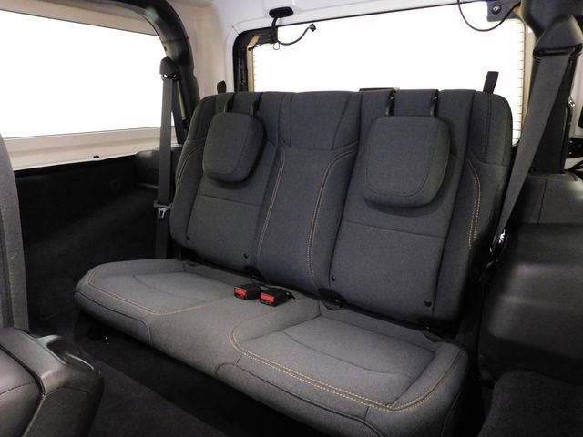 Used 2024 Jeep Wrangler Sport S image 20